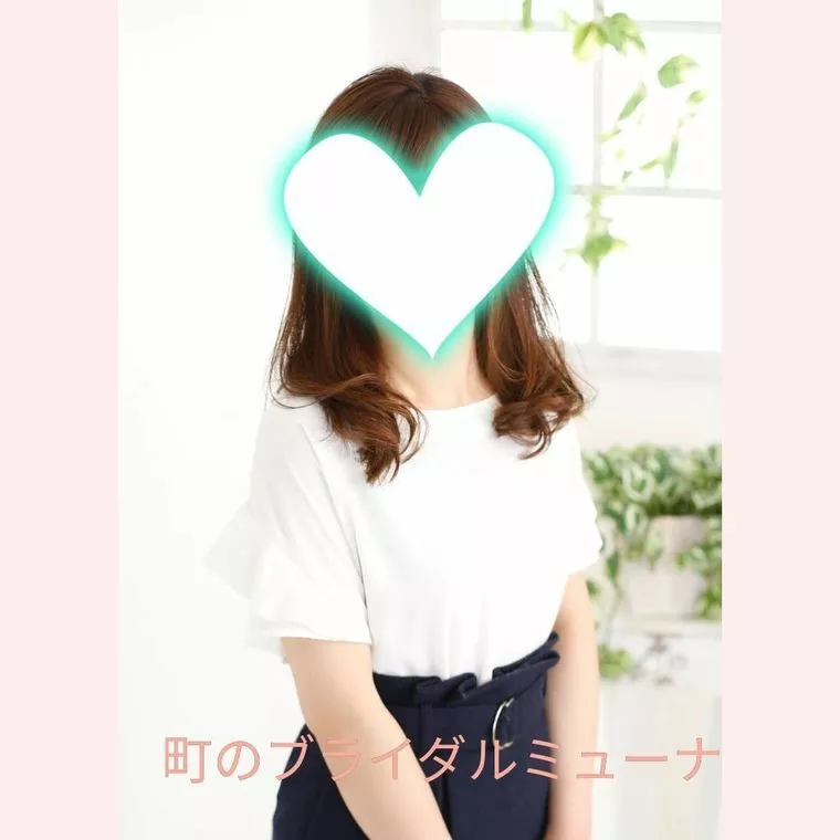 問題！お見合い写真　女性の服装　選ばれるのはどれ！？