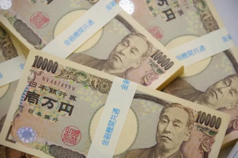 【悲報】婚活アプリで結婚詐欺！1090万円だまし取られる