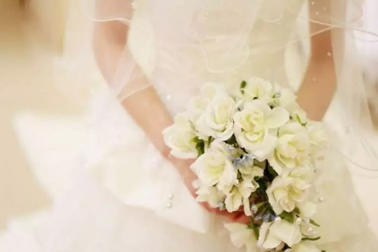 デート中のスマホいじりにご注意を（婚活の失敗）