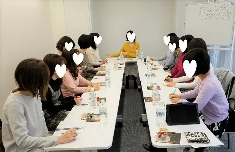 成婚者の体験談を直で聞く！年代別で開催《女子座談会》