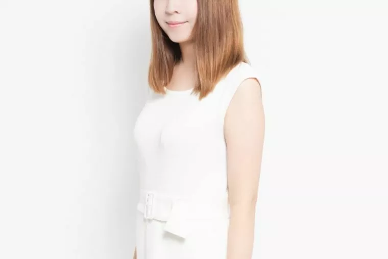 どうして？婚活写真なのにこの写真を載せるんだろう？