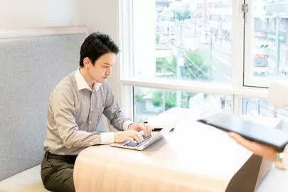 結婚相談所インフィニ 青山結婚予備校「広告代理店に勤める男性とは結婚相談所にてお見合いで出会お」-2