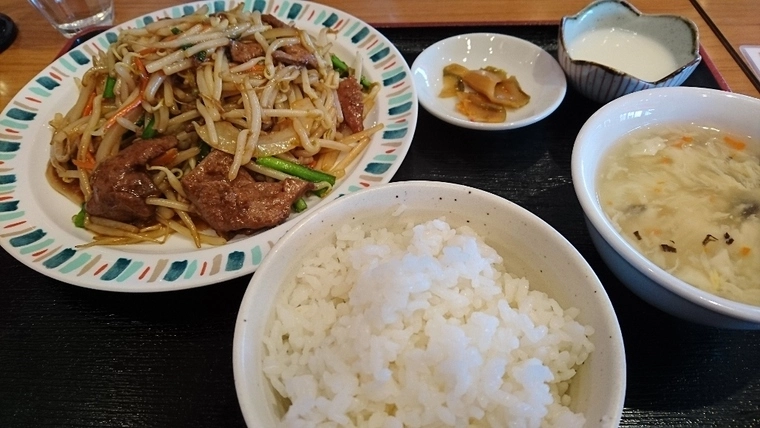 「いい夫婦の日」は中華ランチでした