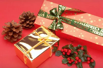 アーチ結婚相談室「クリスマスプレゼントは用意してあげて！気持ちだから」-2