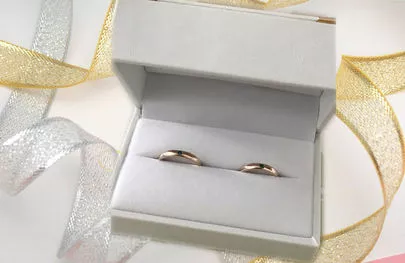 アーチ結婚相談室「昨年9月成婚したOGが幸せオーラを持ってきてくれた！」-2