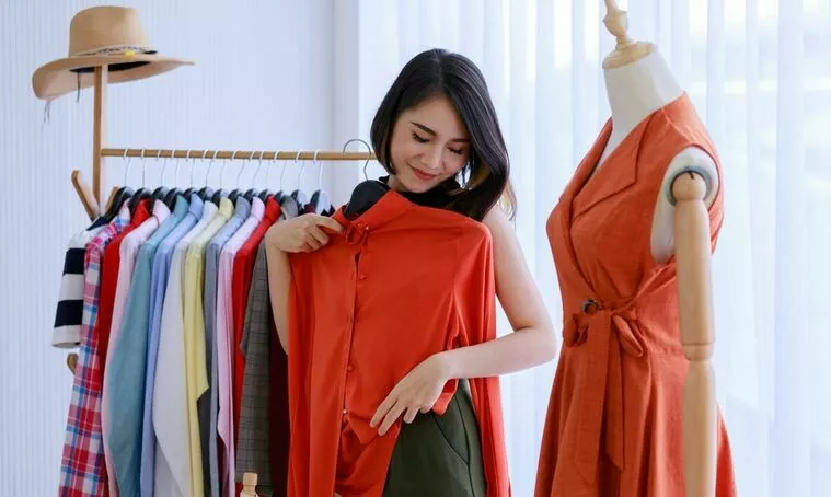 バレンタインに着たいおしゃれな服コーデ例を男女別に紹介
