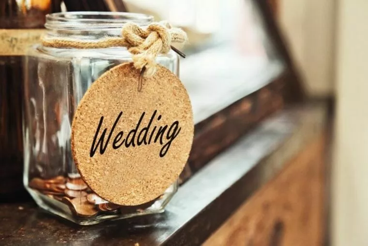 結婚に必要な理想の貯金額と結婚資金の貯め方