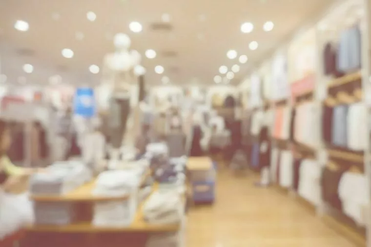 婚活デートの服装でユニクロはなし？買うべき服について紹介