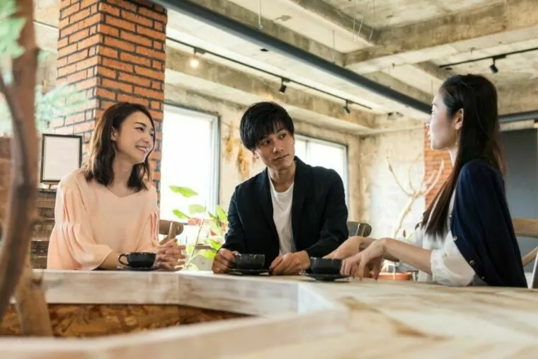 婚活で年下男性にアプローチする際のポイント3選