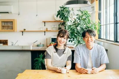 マリウエスト　はじまりの結婚相談所「この人、写真と同一人物！？」-2