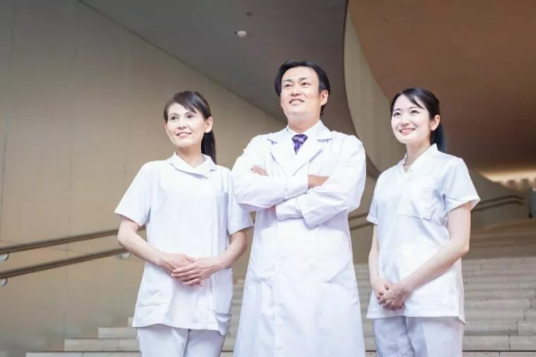 女性の歯科医師さん、薬剤師さん求めます(^^♪