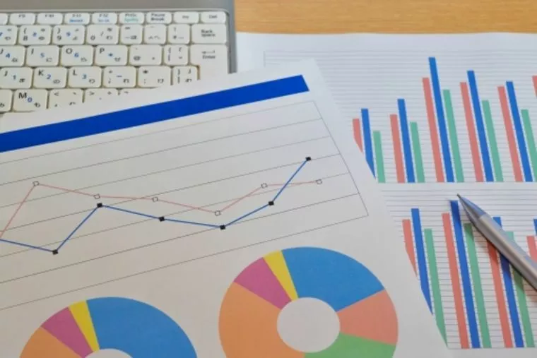 資料請求って怖い？