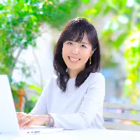 ララウエディングの担当カウンセラー写真