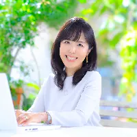 ララウエディングの担当カウンセラー写真