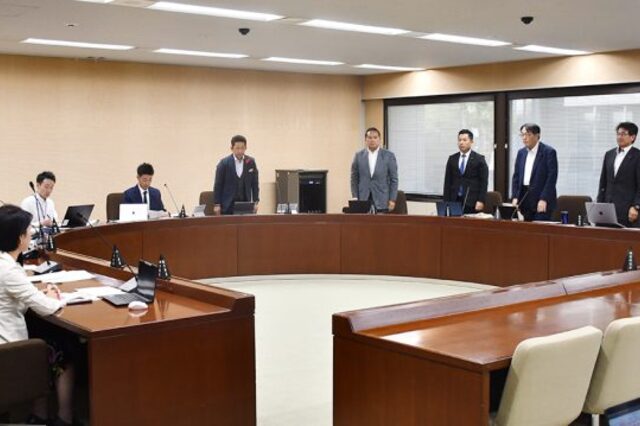 「子ども留守番禁止条例案」の提案議員たちは誰を見ていたのか