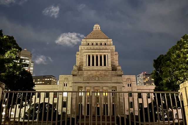 ​日本は民主主義or共和主義？
