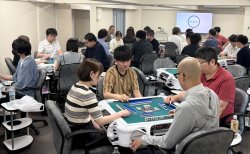 最高位戦の輿友浩、RMUの狩野哲郎が加点を重ねて首位、6位に浮上！第4,5節出場選手のコメントも掲載！／ 第9期麻雀王国杯・朱雀リーグ 第4,5節 結果