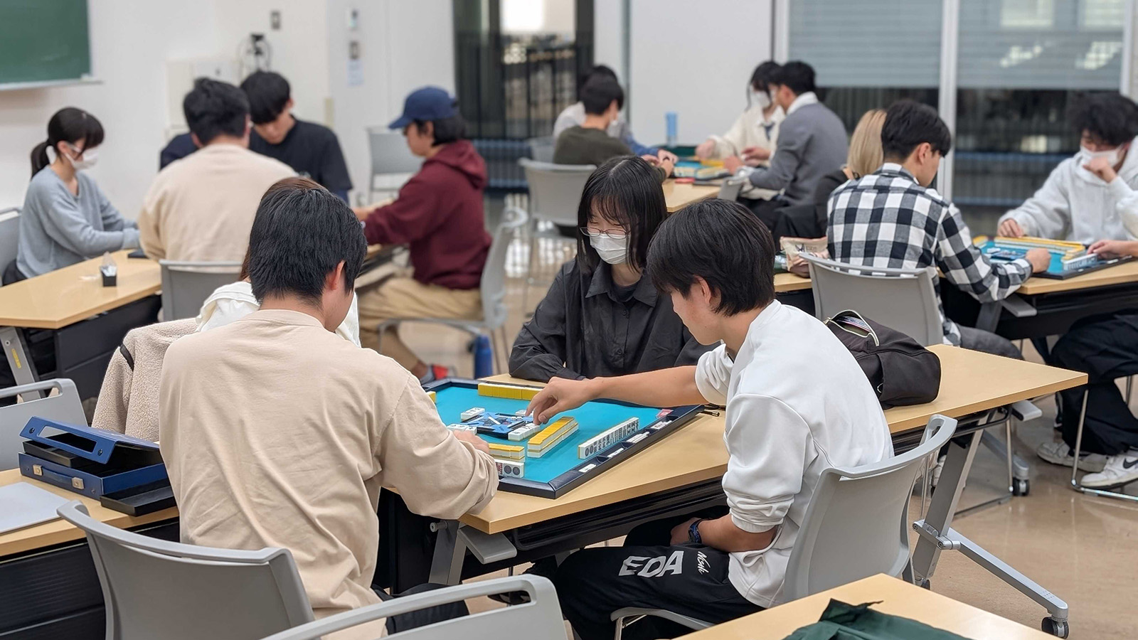 【学生麻雀連盟】「高校麻雀部支援プログラム」支援対象校の松実高等学園・健康麻雀部が東京都市大学・競技麻雀部との交流試合を開催！