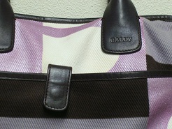 ナイロンバッグのクリーニングや布地スエード鞄 荻窪レザーサロン