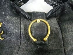 バッグ カビ クリーニング 東京 荻窪レザーサロン