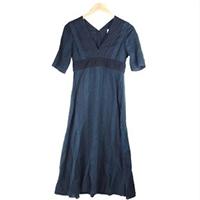 マメ Pin Tuck Border V-nec Dress Vネック ワンピース 画像