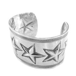 コディサンダーソン ソロイスト 6スター バングル 画像