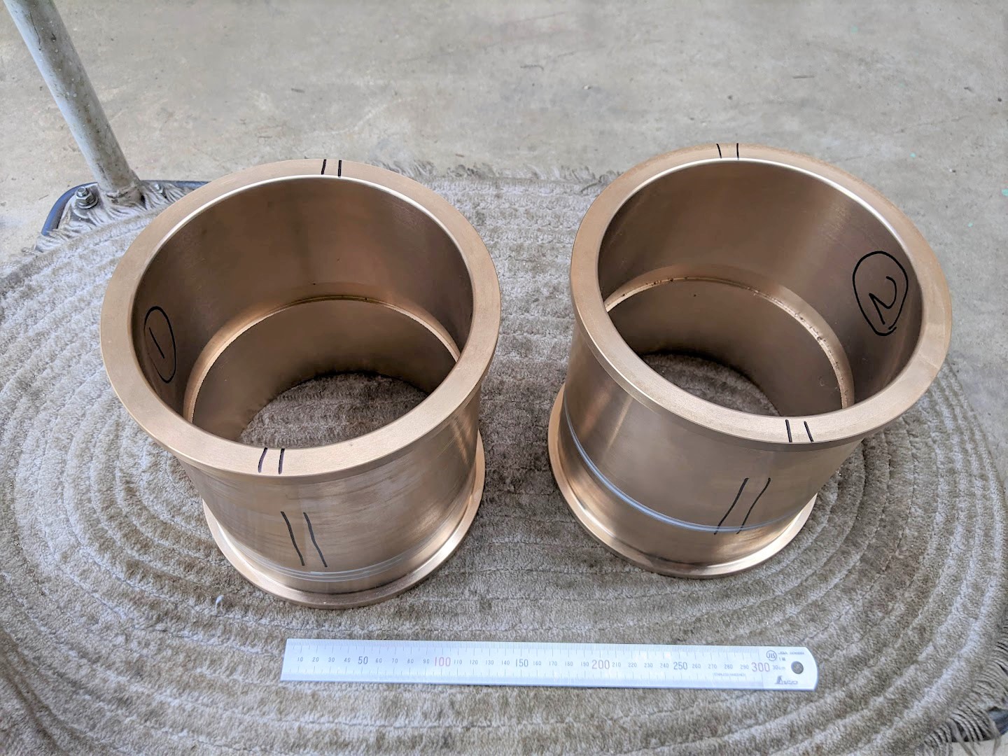 割れメタルのはんだ付け後の旋盤加工完了!寸法公差にもバッチリ入ってます!