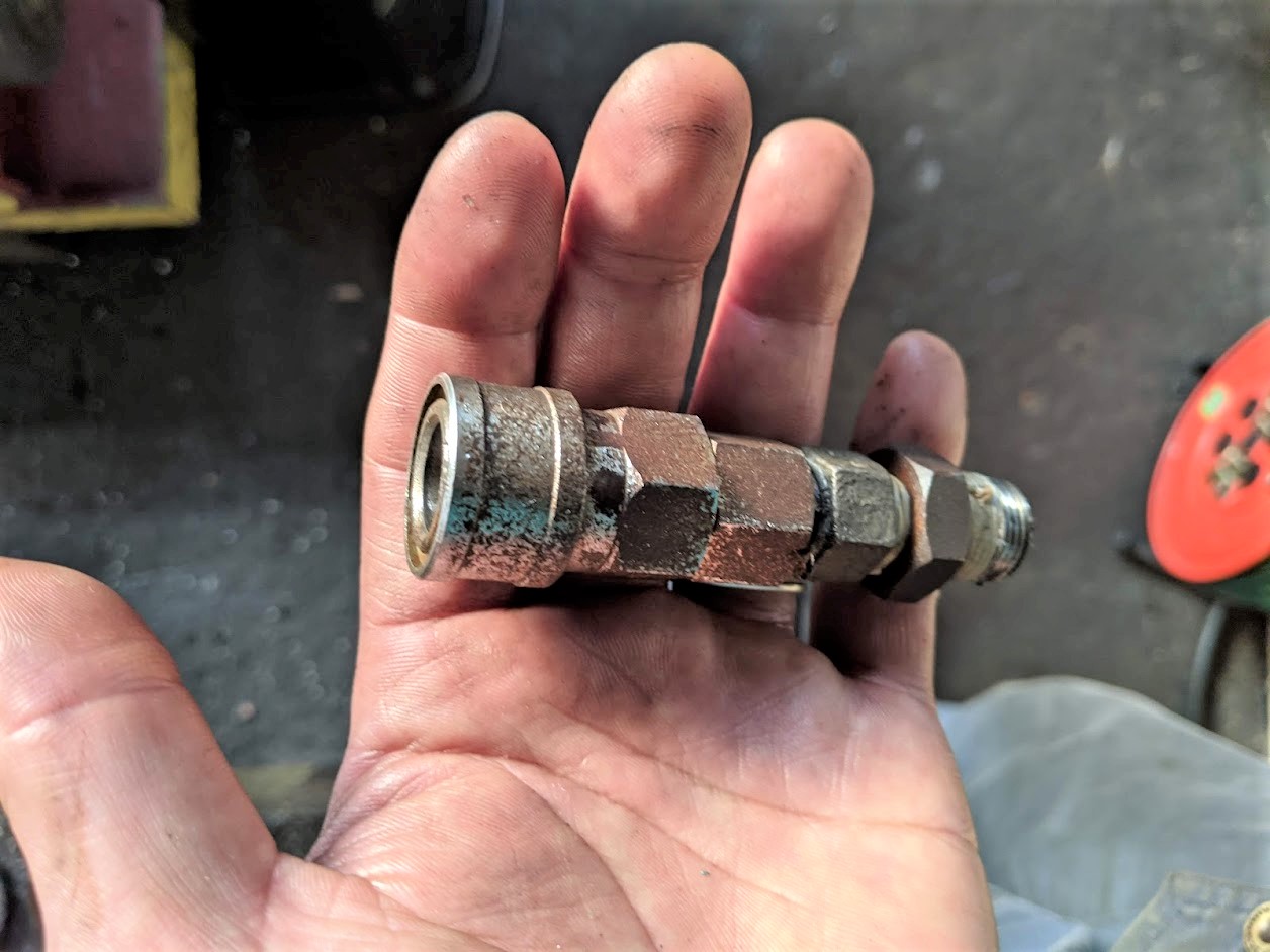 工場を陰ながら長きにわたり支えてくれたエアー配管部品。