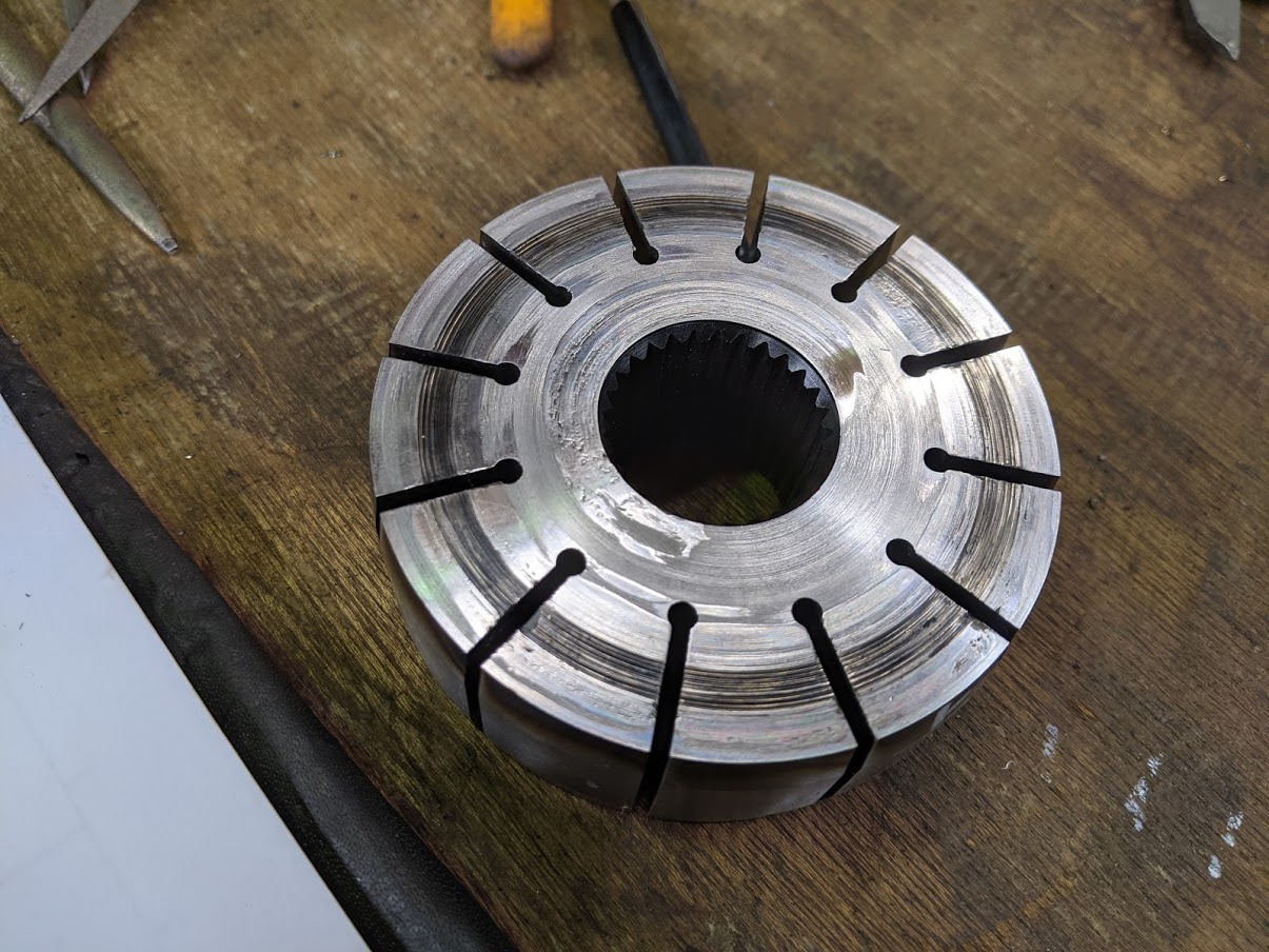 修正加工を終えたペーンポンプの回転子(ローター)