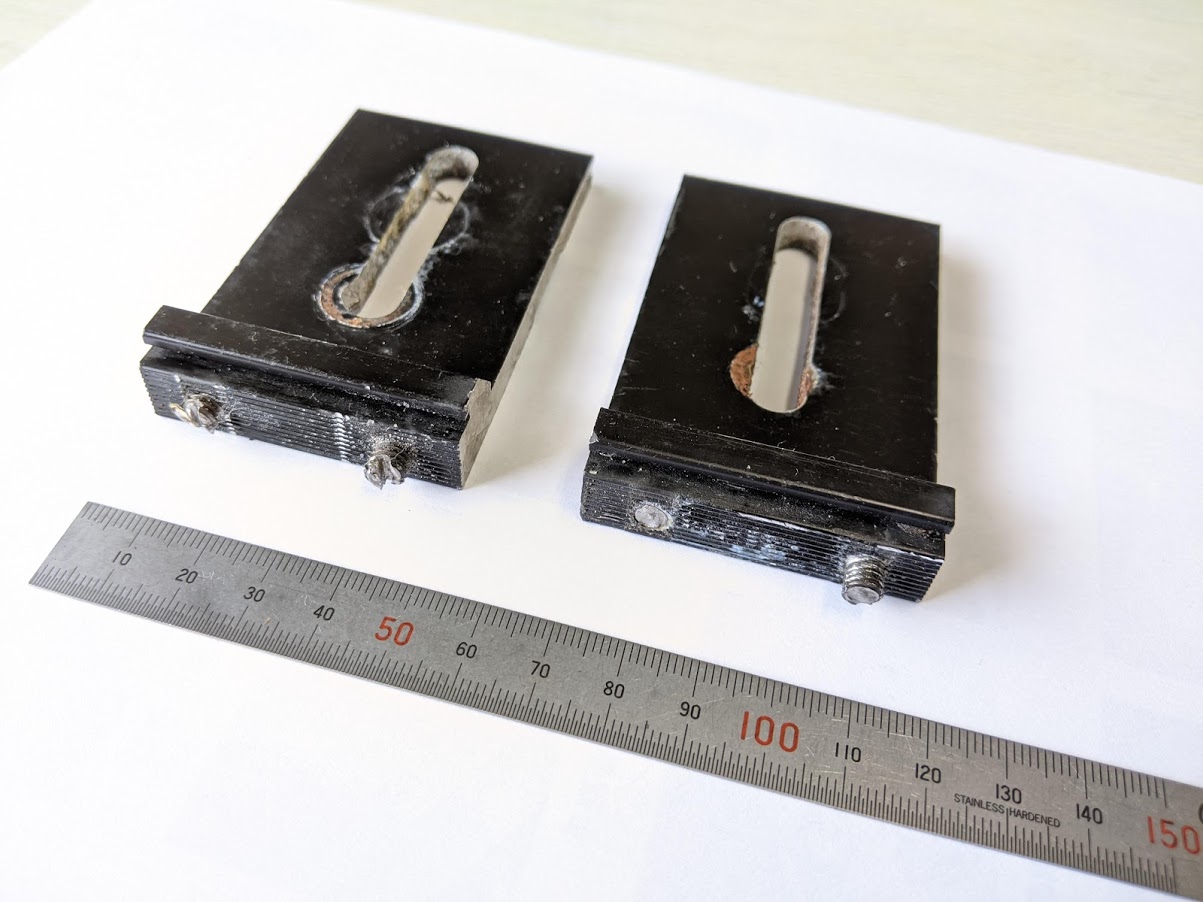 アルミ製のブラケットにボルトの折れ込み発生!