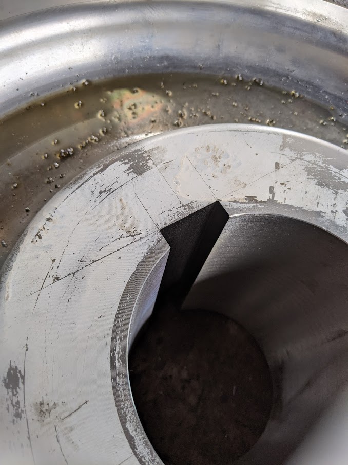 スロッターでキー溝加工を図面公差通りに加工できました！