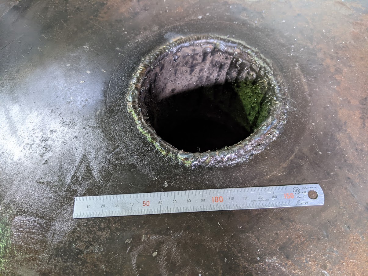 半自動溶接機でまんべんなく肉盛り溶接完了。