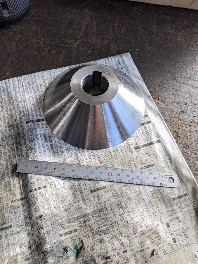 アンギュラーカッターの素材。SKH51（ハイス鋼）。