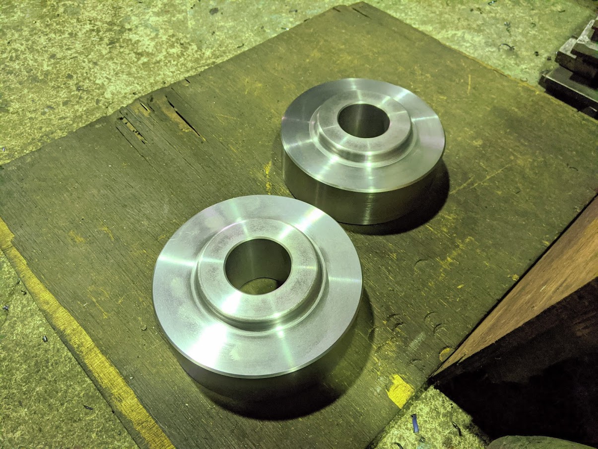 内径以外を全て仕上げ、歯切りに出します。