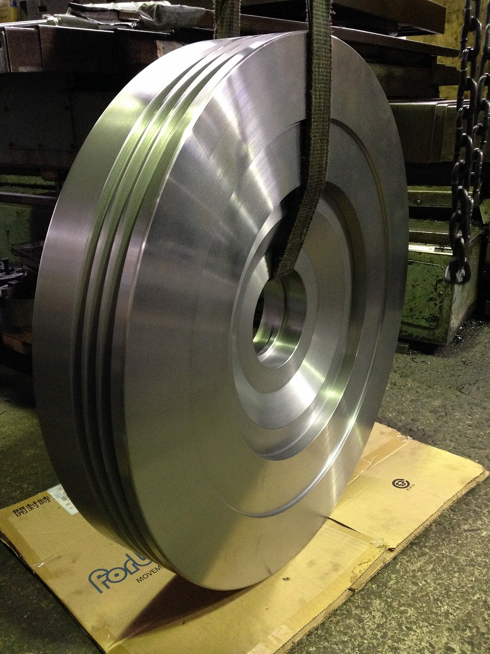 フライホイール旋盤加工完了。この後エアー式クラッチ仕様に仕上げます。