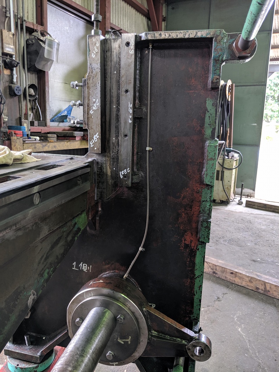 機能していなかった給油用配管を機能するように取り替え。