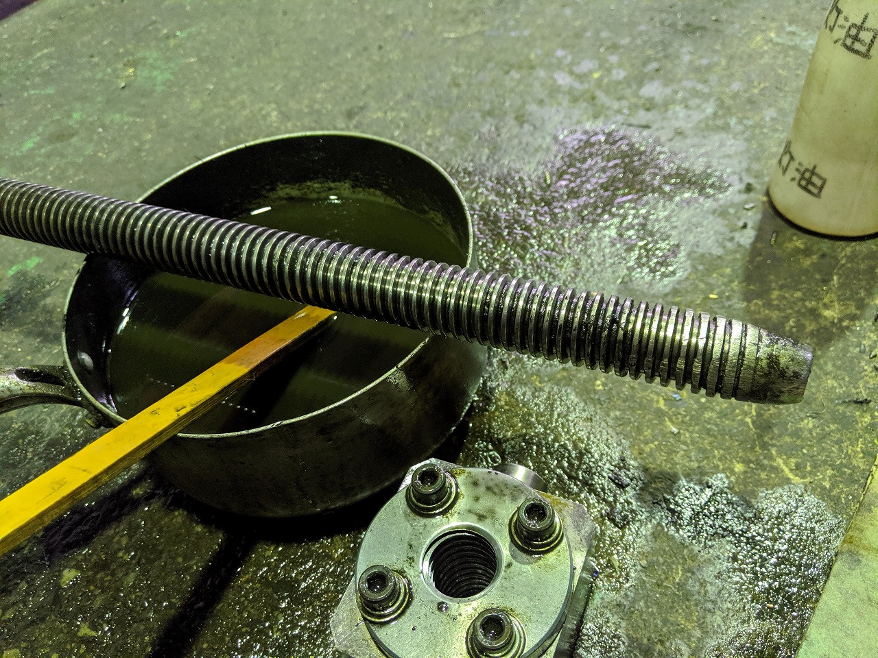 修理の基本「分解・清掃」。どんな時でもこれが基本です。