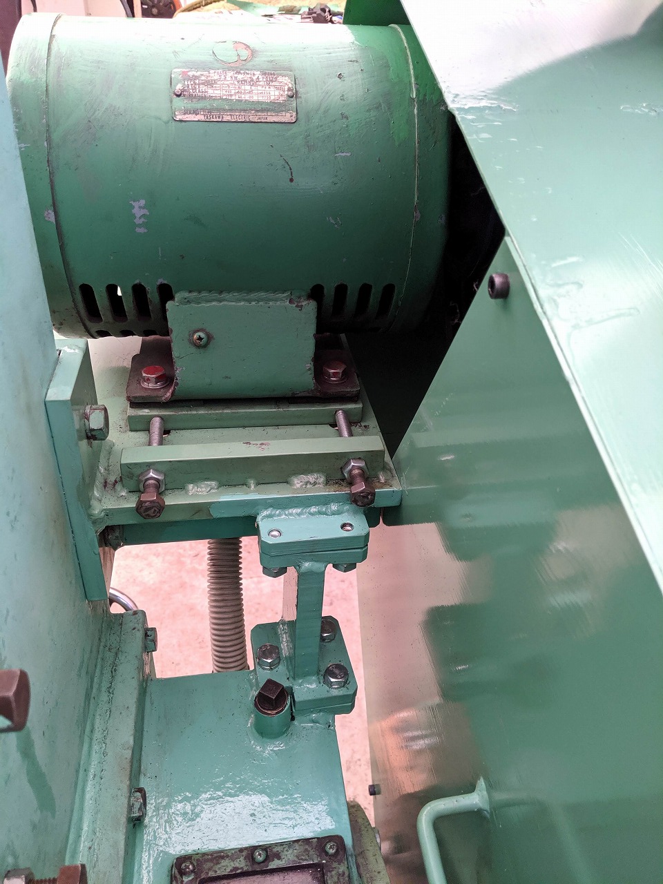 モーターは現物を使用。