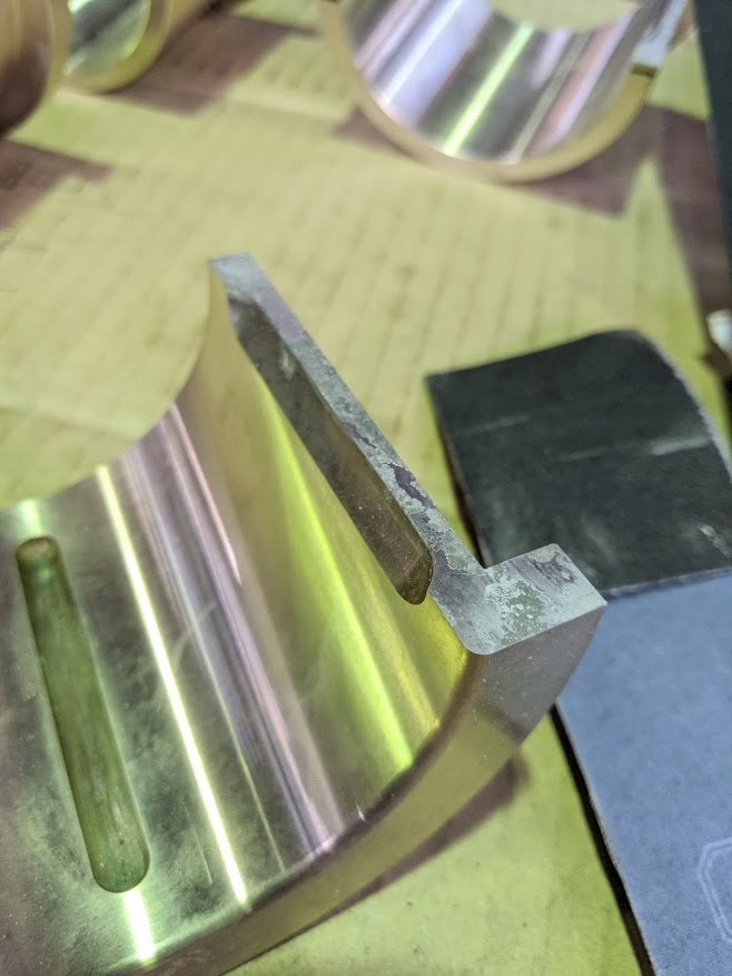 割メタルを離したところ。バラシにコツが必要でした。