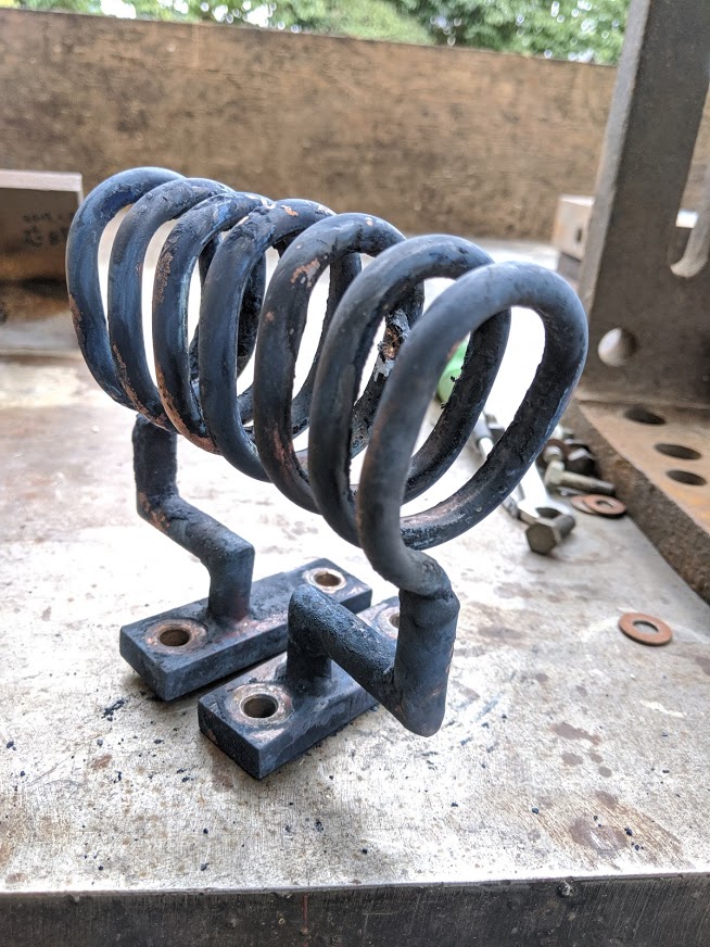 長丸の高周波加熱用のコイルにも小さな穴が！！