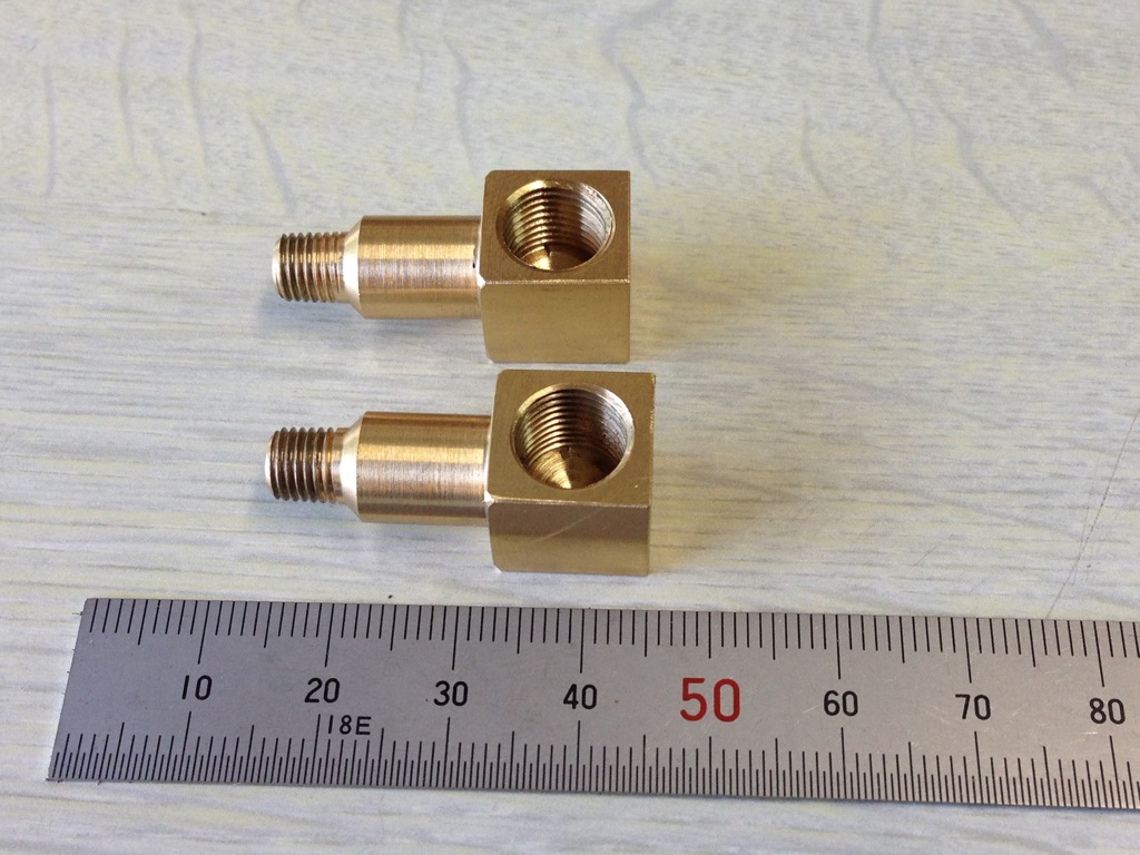 材質がBCの小さな配管継手。加工完了です！