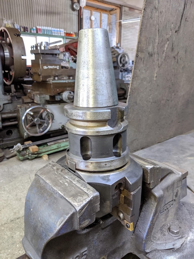 ㈱九州工具製のアジャスタブルバランスカッター(BCH 160-224)