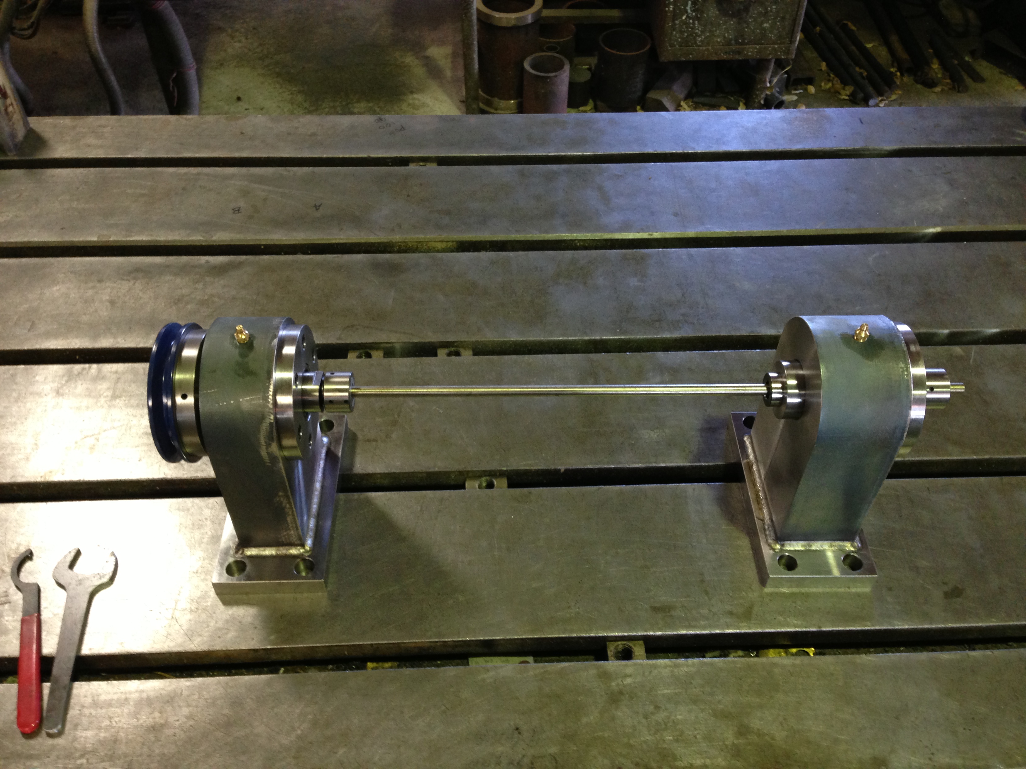 特殊な旋盤装置を設計～加工～製作。