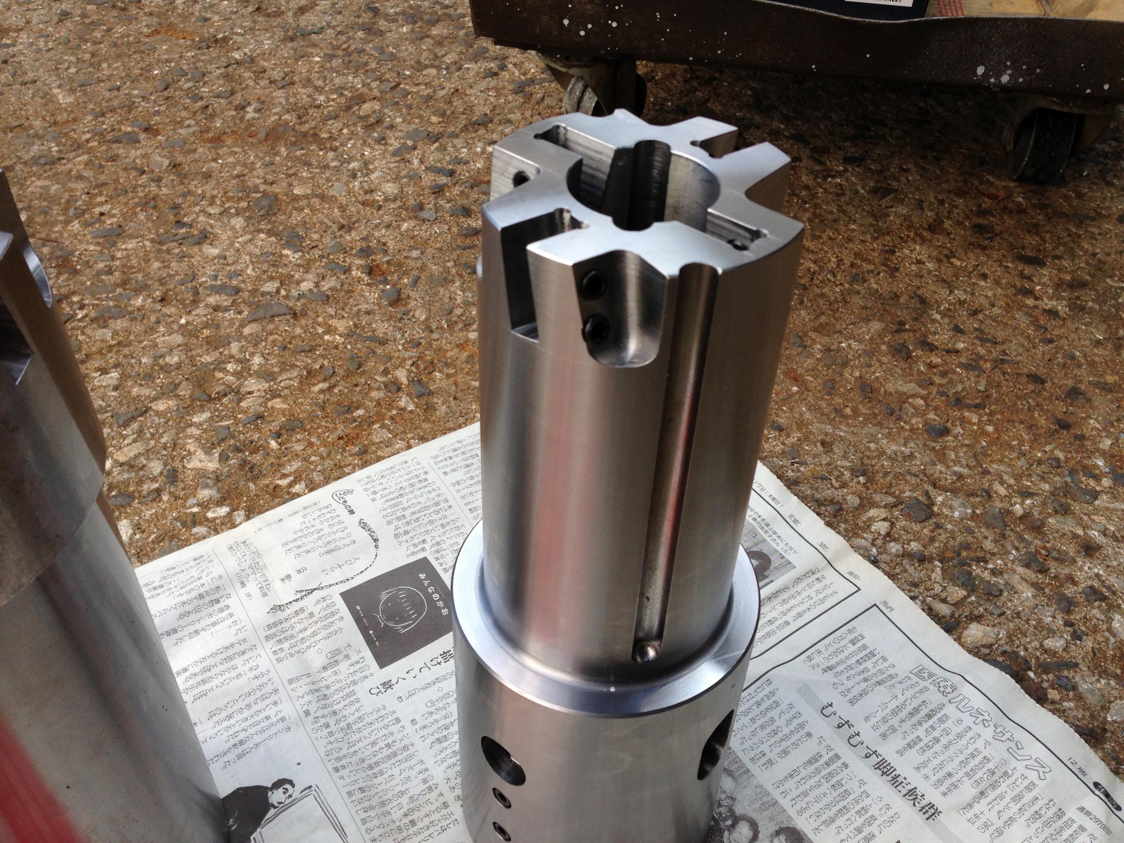 チップ式の特殊なバイトホルダー製作。