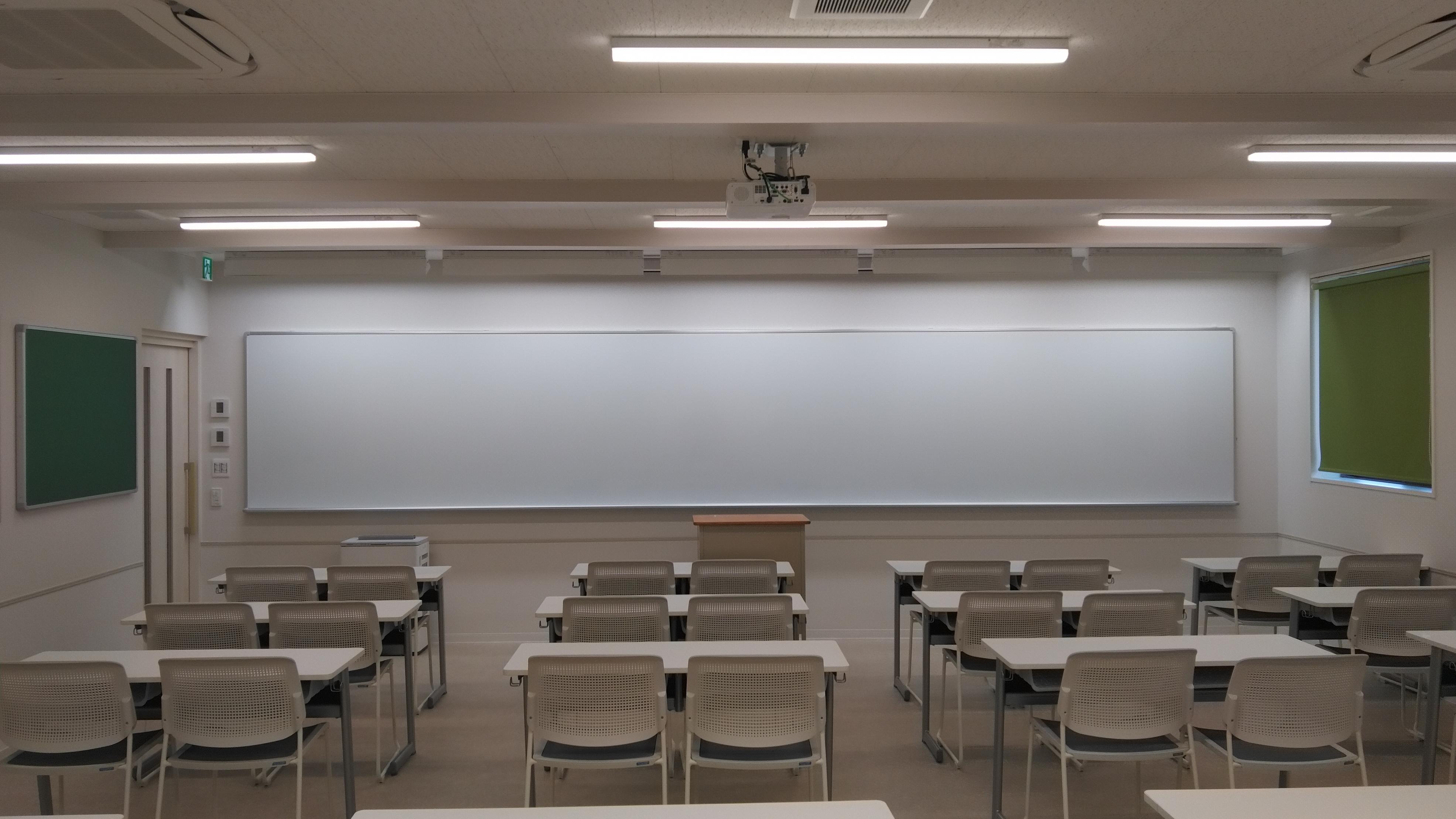 学習塾　大型　ホワイトボード　現場組立