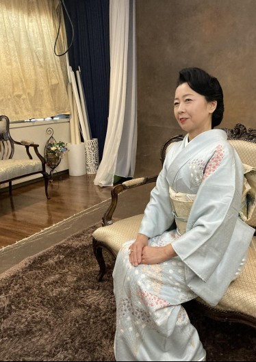 仙台 出張着付けとセット専門の 美容師 着付師です