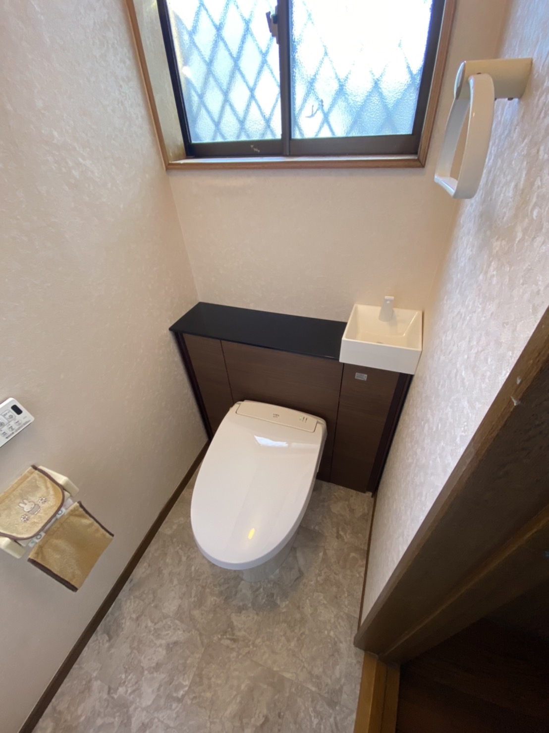 LIXILトイレリフォーム