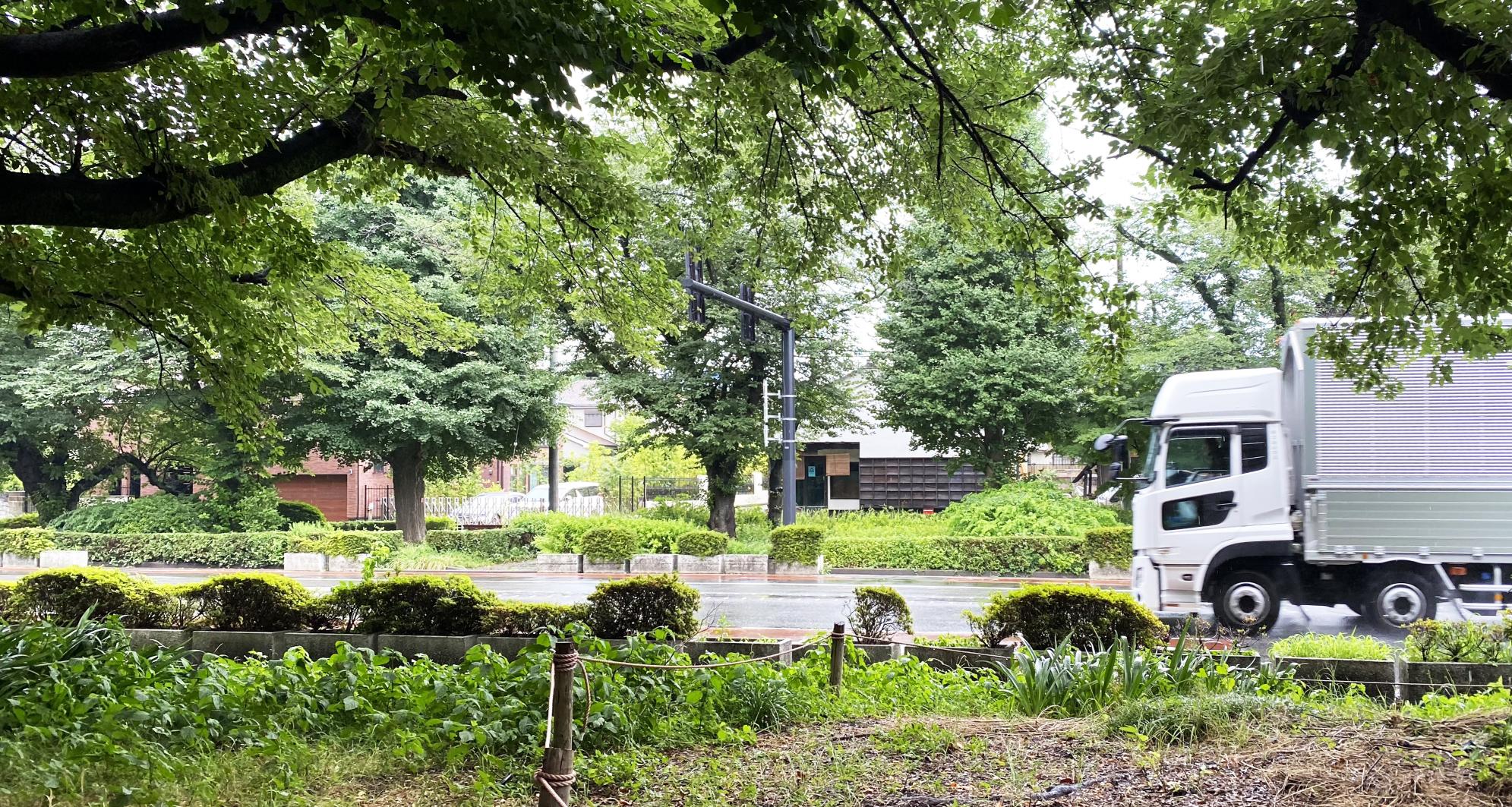 パワーゲート付トラックのレンタルは、東京トラックレンタカーへ!! 東京都 港区 品川区 大田区 世田谷区 目黒区 渋谷区 中央区 千代田区 新宿区 神奈川県 横浜市 川崎市