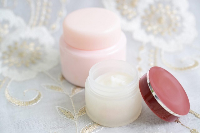 エイジングケアの化粧品