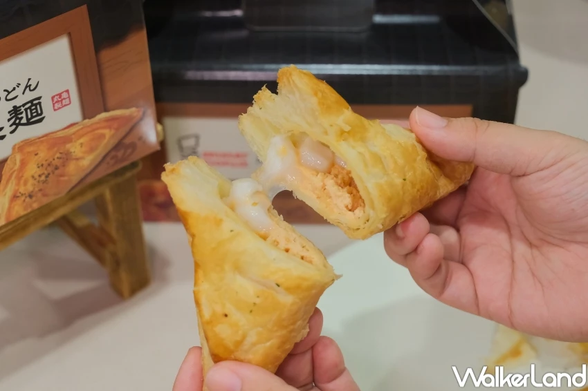 豆皮波堤吃起來！Mister DonutX丸亀製麵 烏龍麵口味波堤，鹹口味甜甜圈吃爆。